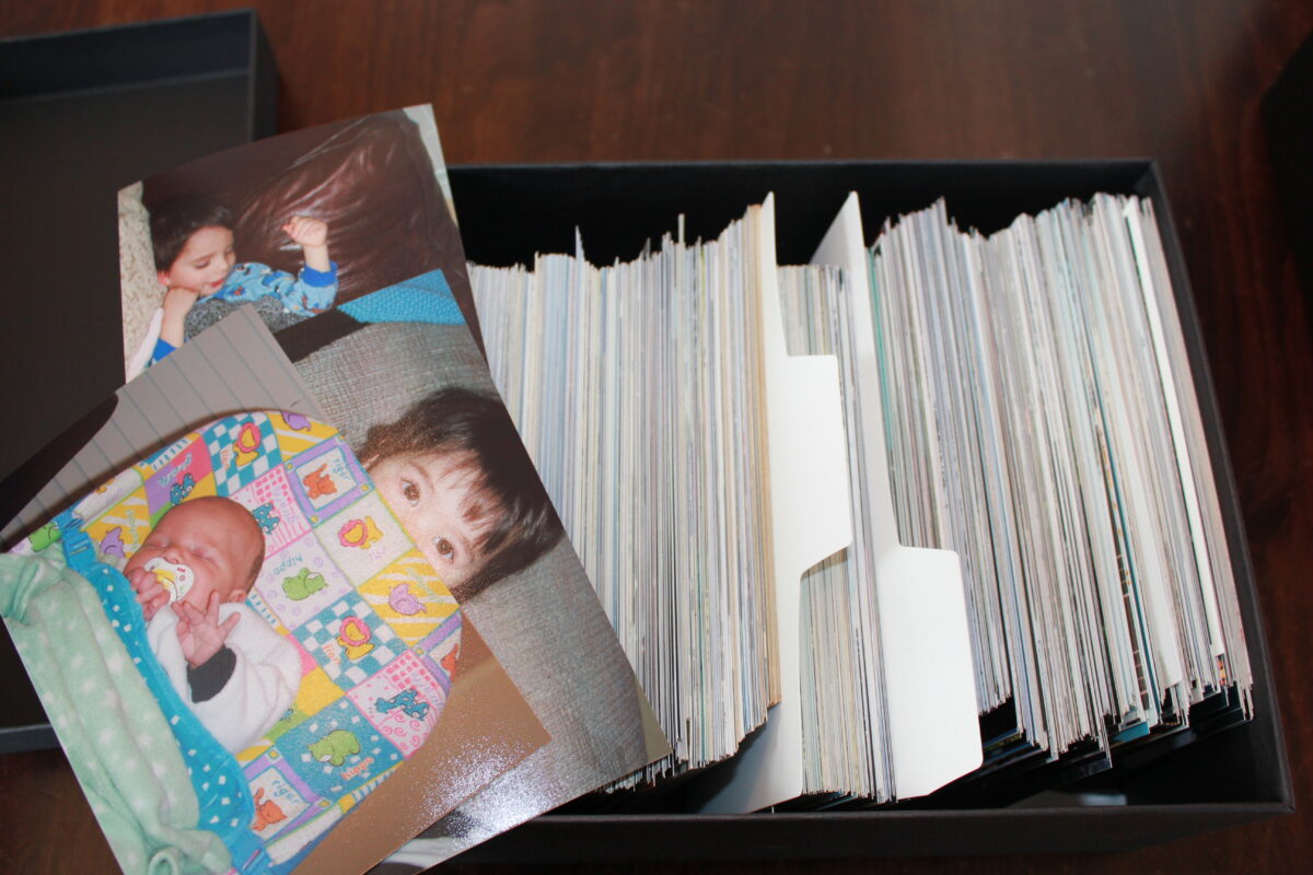Family Photo Solutions - Top 10 Tips for Organizing Your Printed Photos